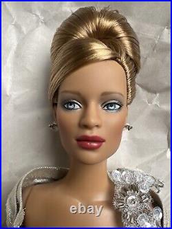 Tonner TYLER WENTWORTH 2008 COLLECTION MARTINI MINX JAC 16 FASHION DOLL LE 500