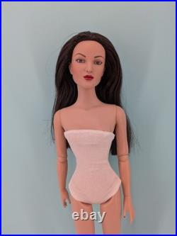 Tonner TYLER WENTWORTH 2008 ULTRA BASIC AVA 16 Fashion Doll BW Body LE 500