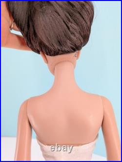 Tonner TYLER WENTWORTH 2008 ULTRA BASIC AVA 16 Fashion Doll BW Body LE 500