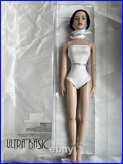 Tonner TYLER WENTWORTH 2008 ULTRA BASIC RAVEN 16 Fashion Doll BW Body NEW NRFB