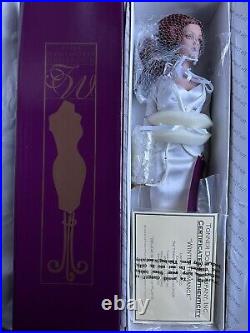 Tonner TYLER WENTWORTH 2008 WINTER ROMANCE 16 Fashion Doll BW Body NRFB LE 300