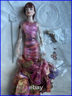 Tonner TYLER WENTWORTH 2009 SYDNEY DANCING WITH CARLOS 16Fashion Doll BW Body