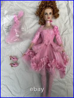 Tonner TYLER WENTWORTH 2010 CONVENTION MADAME A LA FRAMBOISE KIT 16 DOLL LE 100 Tonner TYLER WENTWORTH 2010 CONVENTION MADAME A LA FRAMBOISE KIT 16 DOLL LE 100