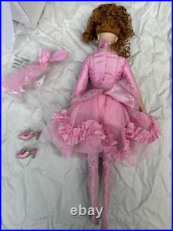 Tonner TYLER WENTWORTH 2010 CONVENTION MADAME A LA FRAMBOISE KIT 16 DOLL LE 100 Tonner TYLER WENTWORTH 2010 CONVENTION MADAME A LA FRAMBOISE KIT 16 DOLL LE 100