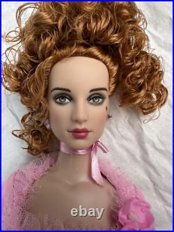 Tonner TYLER WENTWORTH 2010 CONVENTION MADAME A LA FRAMBOISE KIT 16 DOLL LE 100 Tonner TYLER WENTWORTH 2010 CONVENTION MADAME A LA FRAMBOISE KIT 16 DOLL LE 100