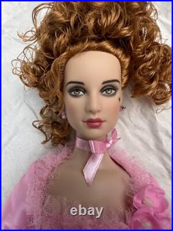 Tonner TYLER WENTWORTH 2010 CONVENTION MADAME A LA FRAMBOISE KIT 16 DOLL LE 100 Tonner TYLER WENTWORTH 2010 CONVENTION MADAME A LA FRAMBOISE KIT 16 DOLL LE 100