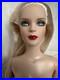 Tonner TYLER WENTWORTH 2010 ULTRA BASIC PLATINUM 16 Fashion Doll BW Body LE 300