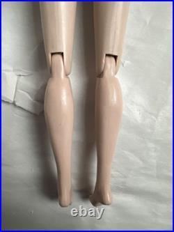 Tonner TYLER WENTWORTH 2010 ULTRA BASIC PLATINUM 16 Fashion Doll BW Body LE 300