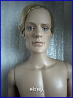 Tonner TYLER WENTWORTH MATT O'NEILL 2003 17 NUDE TEE & PJ'S BLONDE FASHION DOLL