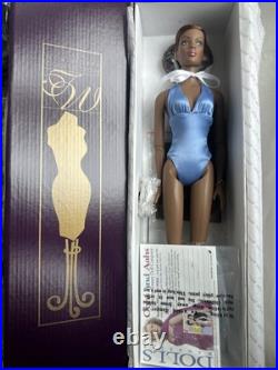 Tonner TYLER WENTWORTH RTW READY TO WEAR RUNWAY ESME 16 Fashion Doll NEW NRFB