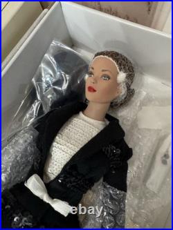 Tonner- Theatre De La Mode- La Petit Ensemble Noir- Tyler Wentworth 16 Doll Tonner- Theatre De La Mode- La Petit Ensemble Noir- Tyler Wentworth 16 Doll