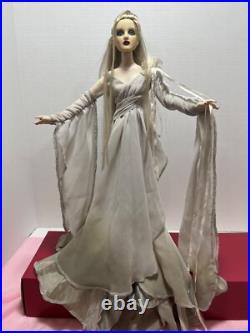 Tonner Transient Wraith 16 Antionette 2010 Halloween Convention Doll LE 150