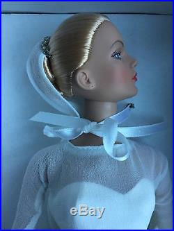 Tonner Tyler 16 2004 Show Stopping Sydney Chase Doll Dressed Fashion Doll NRFB