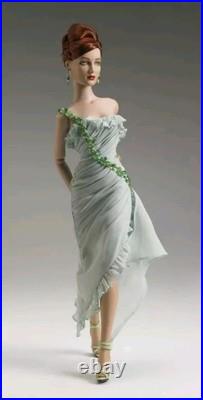 Tonner Tyler 16 METRODOLLS 2007 PARISIAN PREMIERE SHAUNA 16 FASHION DOLL NRFB