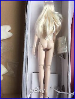 Tonner Tyler 16 NUDE BIANCA LAPIN Fashion Doll BW CHIC Body With Box + Stand 2015