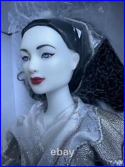 Tonner Tyler 2005 MEMOIRS OF A GEISHA SPRING DANCE SAYURI 16 Fashion Doll READ