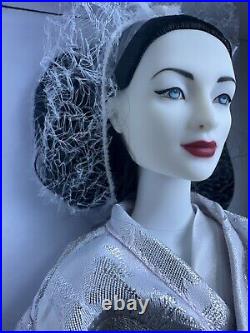 Tonner Tyler 2005 MEMOIRS OF A GEISHA SPRING DANCE SAYURI 16 Fashion Doll READ