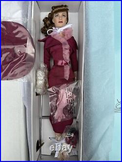 Tonner Tyler 2008 HOLLYWOOD LEGENDS MAD ABOUT THE HAT JOAN CRAWFORD 16 DOLL NIB