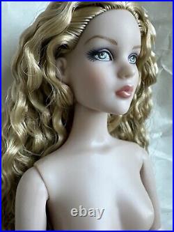 Tonner Tyler ANTOINETTE 16 NUDE CAMI BASIC BLONDE Original Cami 2010 LE DOLL