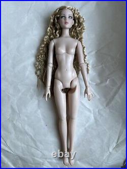 Tonner Tyler ANTOINETTE 16 NUDE CAMI BASIC BLONDE Original Cami 2010 LE DOLL