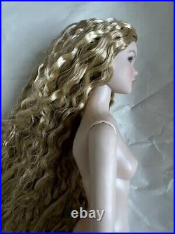 Tonner Tyler ANTOINETTE 16 NUDE CAMI BASIC BLONDE Original Cami 2010 LE DOLL