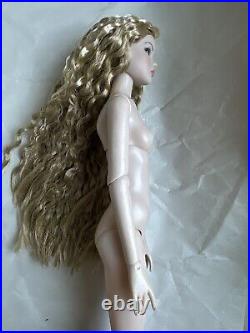 Tonner Tyler ANTOINETTE 16 NUDE CAMI BASIC BLONDE Original Cami 2010 LE DOLL