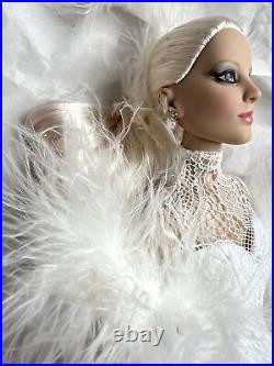 Tonner Tyler ANTOINETTE FAO SCHWARZ EXCLUSIVE DUCHESS SWAN 16 Fashion Doll LE