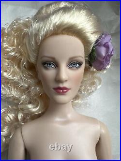 Tonner Tyler Antoinette 2010 TAKES THE CAKE NUDE 16 SIGNED CONVENTION DOLL LE