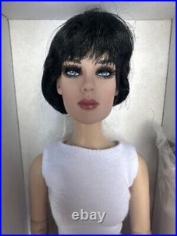 Tonner Tyler Antoinette 2013 Collection PRECARIOUS BRIGHT WHITE BASIC 16 Doll