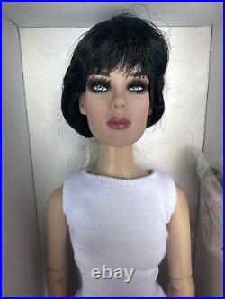 Tonner Tyler Antoinette 2013 Collection PRECARIOUS BRIGHT WHITE BASIC 16 Doll