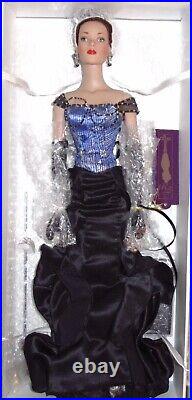 Tonner Tyler Black Orchid 16 Fashion Doll-Black Glove Stains-READ MORE