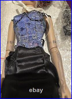 Tonner Tyler Black Orchid 16 Fashion Doll-Black Glove Stains-READ MORE