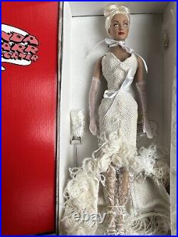 Tonner Tyler Brenda Starr 2004 Collection PLATINUM PANACHE DAPHNE 16 Doll NRFB