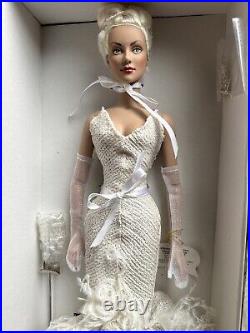 Tonner Tyler Brenda Starr 2004 Collection PLATINUM PANACHE DAPHNE 16 Doll NRFB