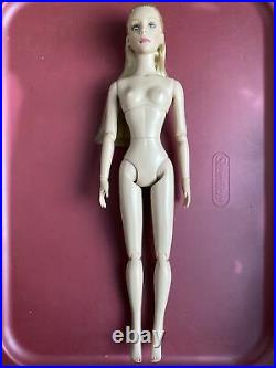 Tonner Tyler Cinderella 16 Nude BASIC EUPHEMIA BLONDE LE Fashion Doll BW Body