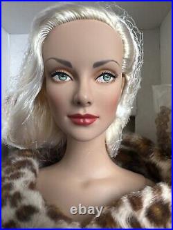 Tonner Tyler Con 2004 DAPHNE WEEKEND IN ST MORITZ 16 LE Fashion Doll NRFB -READ