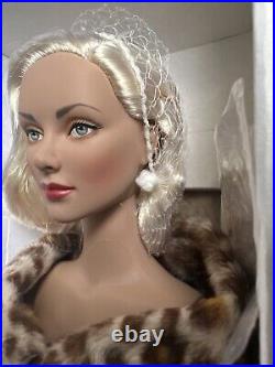 Tonner Tyler Con 2004 DAPHNE WEEKEND IN ST MORITZ 16 LE Fashion Doll NRFB -READ