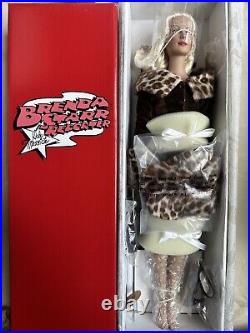 Tonner Tyler Con 2004 DAPHNE WEEKEND IN ST MORITZ 16 LE Fashion Doll NRFB -READ