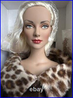 Tonner Tyler Con 2004 DAPHNE WEEKEND IN ST MORITZ 16 LE Fashion Doll NRFB -READ