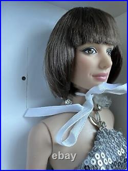 Tonner Tyler GET SMART Dancing With A Spy Anne Hathaway 16 Fashion Doll NRFB LE