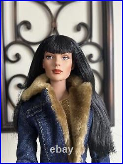 Tonner Tyler LE Suzette Dubois Raven 16 in Soho Blues Denim Outfit