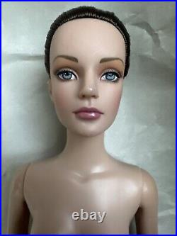 Tonner Tyler NUDE 2006 SYDNEY CHASE SUMMER CONCERTO 16 Fashion DOLL BW BODY LE