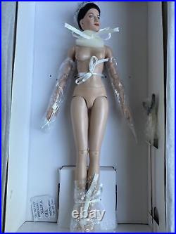 Tonner Tyler NUDE OUTLANDER CLAIRE CLAIRE'S NEW LOOK 16 RTB101 Fashion Doll LE