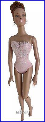 Tonner Tyler Pink Champagne 16 Doll Wearing A Pink Teddy-tonner Box-stand