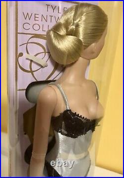 Tonner Tyler RTW LUXURY BLONDE 2003 Store Exclusive Doll NRFB Special Edition