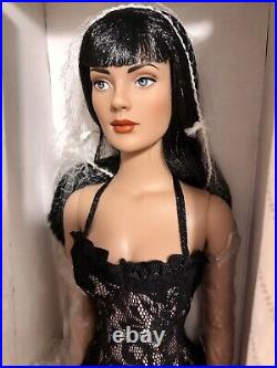 Tonner Tyler RTW SUZETTE RAVEN 2004 Store Exclusive Doll NRFB Limited Edition