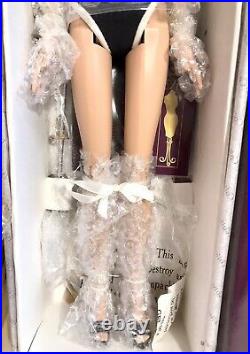 Tonner Tyler SIGNATURE SLEEK PALE BLONDE 2001 Special Edition Exclusive NRFB