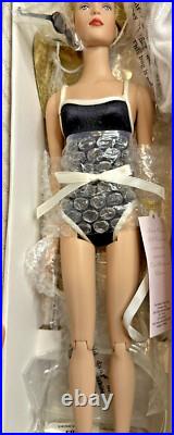 Tonner Tyler SIGNATURE SLEEK PALE BLONDE 2001 Special Edition Exclusive NRFB