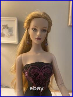 Tonner Tyler Sydney Strawberry Blonde Hair OOAK Mermaid Black Silk Gown