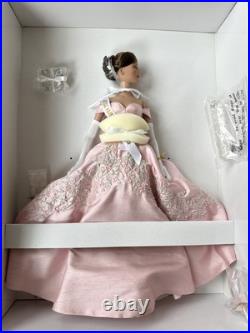 Tonner Tyler Wentworth 16 2004 VINTAGE BEAUTY MISS AMERICA CHARLOTTE Doll NRFB Tonner Tyler Wentworth 16 2004 VINTAGE BEAUTY MISS AMERICA CHARLOTTE Doll NRFB